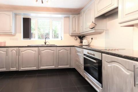 58 Arundel Close, Telford, TF3 2LX