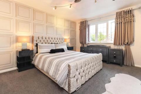 58 Arundel Close, Telford, TF3 2LX