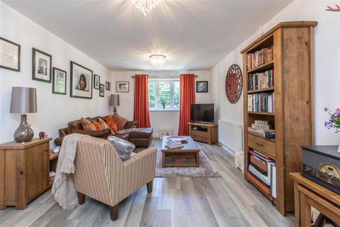 1 bedroom flat for sale, Crown Drive, Heathfield