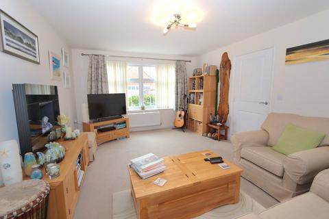 27 Bishops Close, Bathpool, Taunton, TA2 8DS