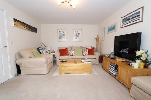 27 Bishops Close, Bathpool, Taunton, TA2 8DS