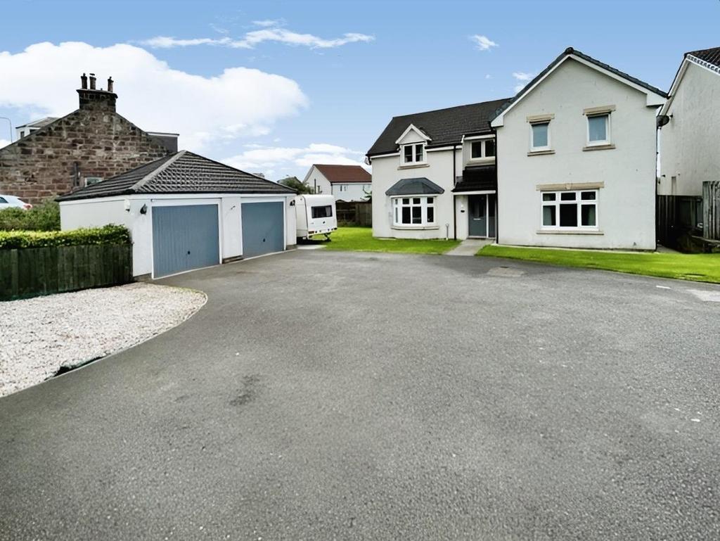 Collinswell Drive, Burntisland 4 bed detached house for sale £299,995