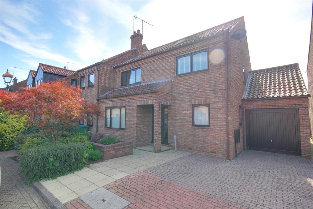 Waltham Lane, Beverley 4 bed end of terrace house for sale £525,000