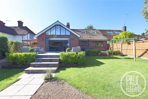 4 bedroom semi-detached bungalow for sale, Borrow Road, Oulton Broad, Suffolk