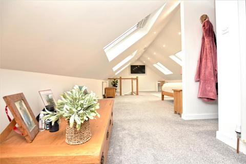 4 bedroom semi-detached bungalow for sale, Borrow Road, Oulton Broad, Suffolk