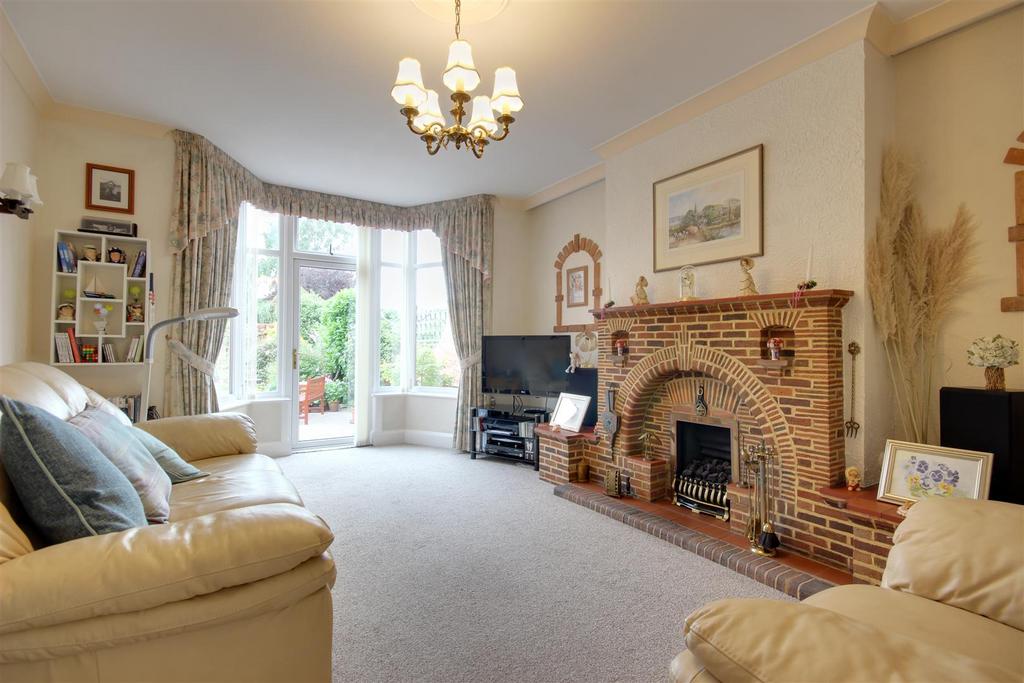 Beverley Road, Anlaby 3 bed semidetached house for sale £350,000