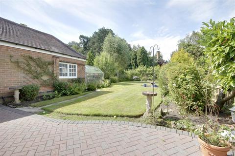 270 Beverley Road, Anlaby, Hull, HU10 7BG