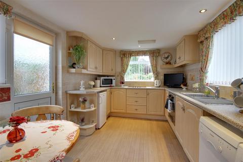 270 Beverley Road, Anlaby, Hull, HU10 7BG