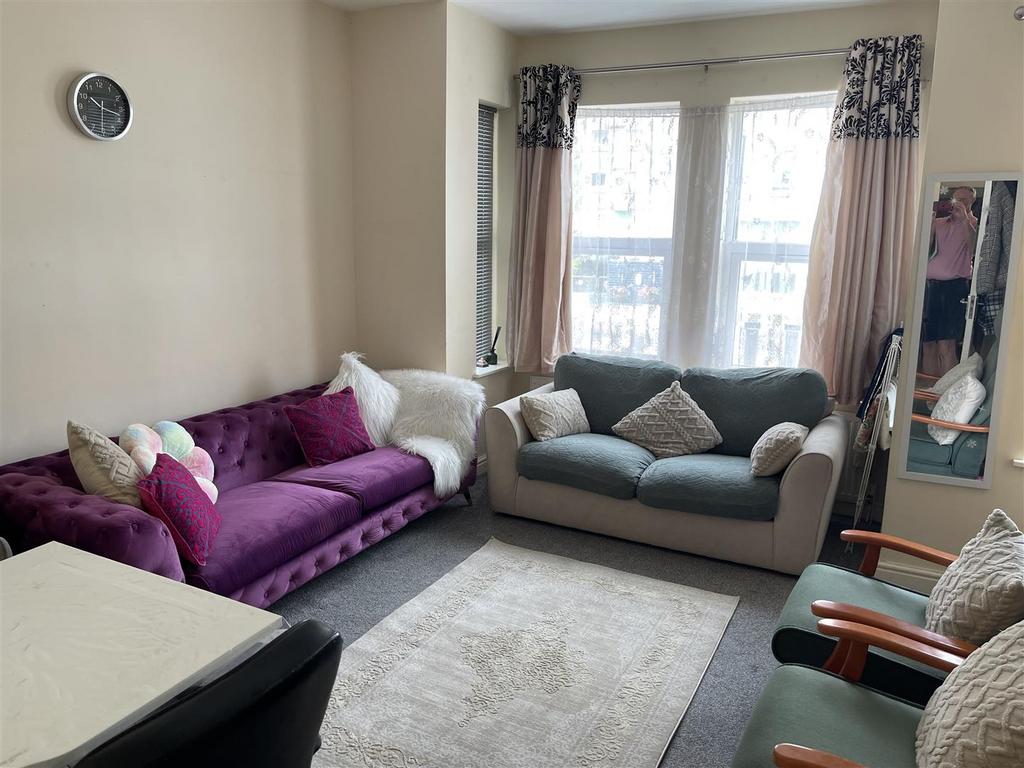 395-395a Green Str E139 AU (105).JPG