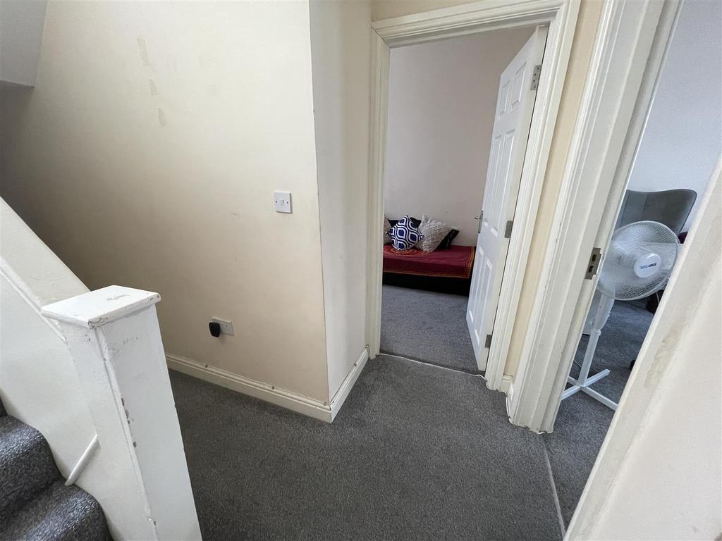 395-395a Green Str E139 AU (110).JPG