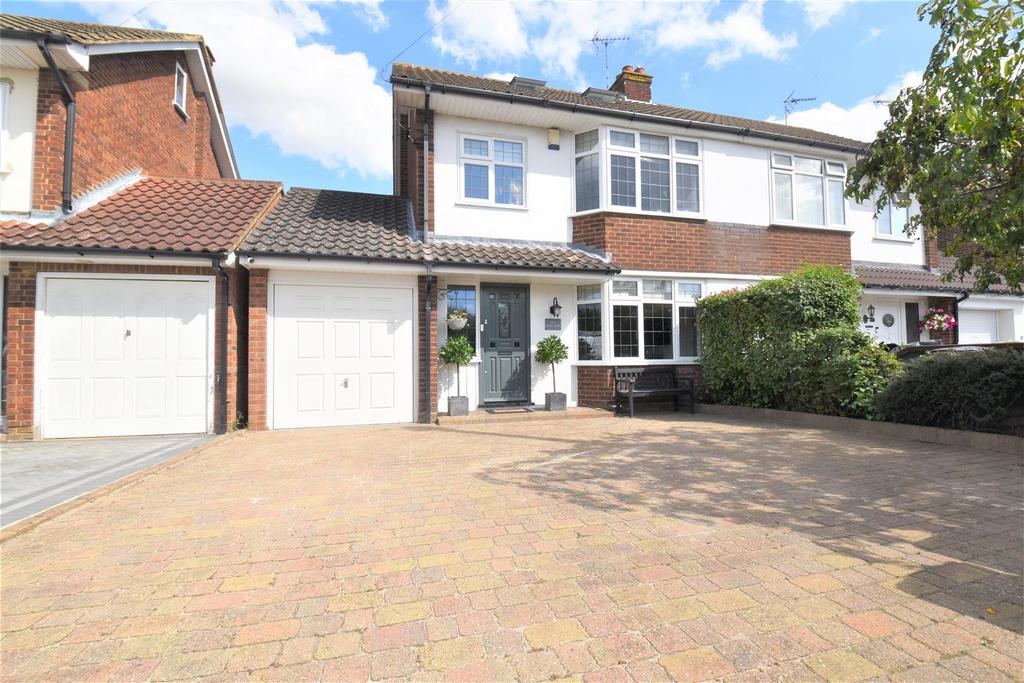 Rochford 4 bed semidetached house for sale £470,000