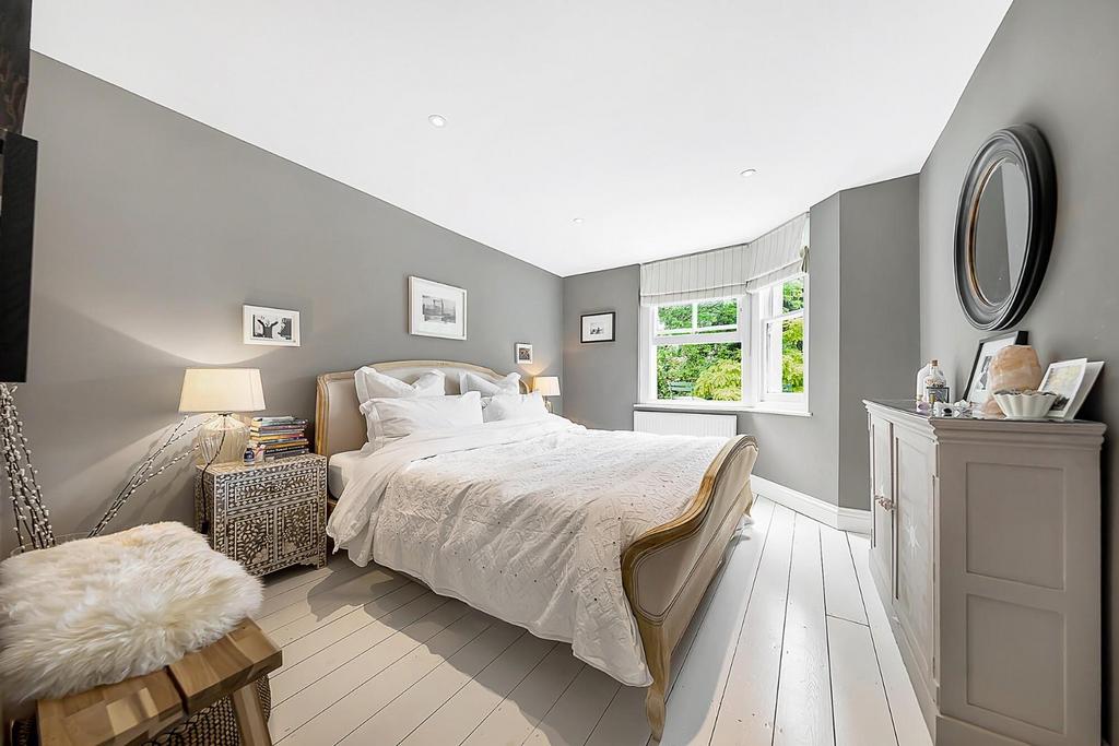 Principal Bedroom.jpg