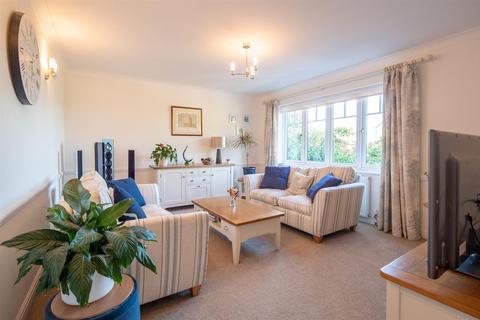 4 bedroom detached house for sale - North Foreland Avenue, Broadstairs