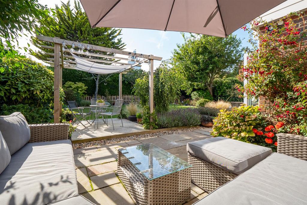 Rear Garden..jpg
