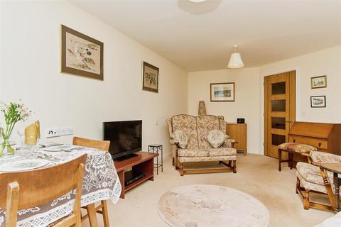 1 bedroom apartment for sale, Somers Brook Court, Newport, Isle of Wight