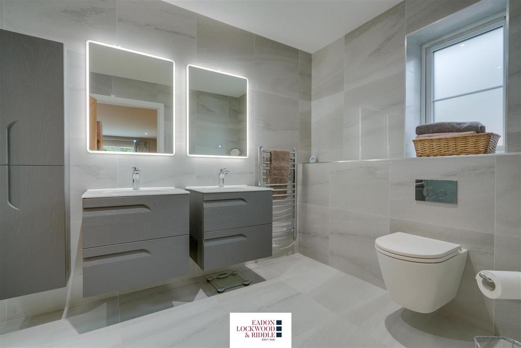 Bedroom 1- Ensuite