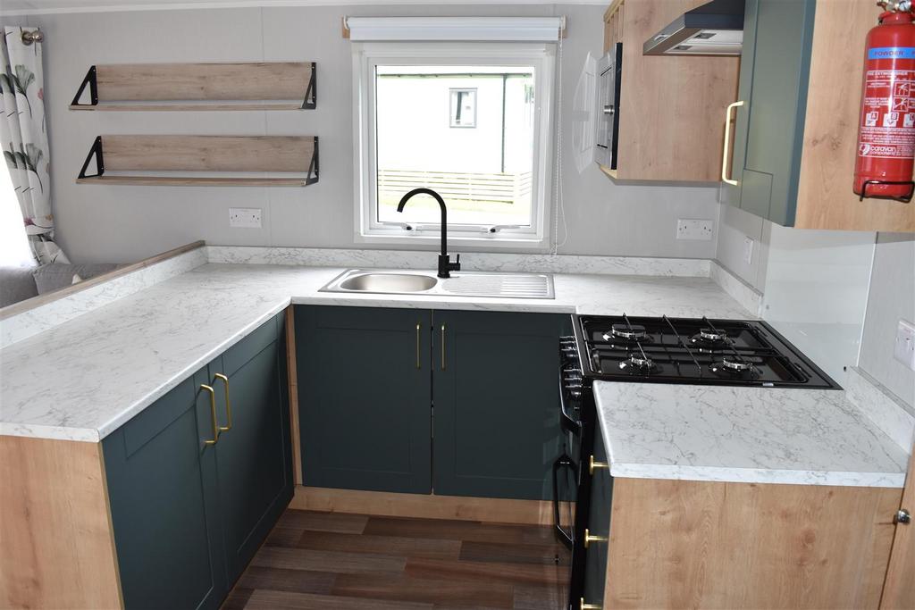 Kitchen dining room
