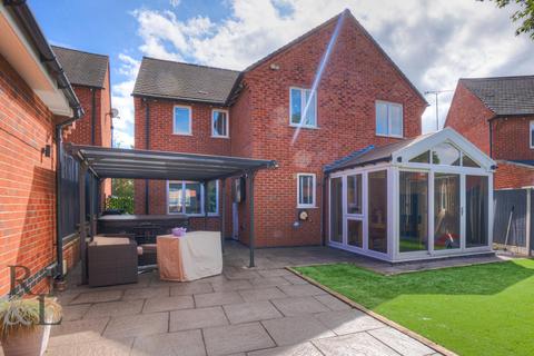 4 bedroom detached house for sale, Buckingham Drive, Church Gresley, Swadlincote