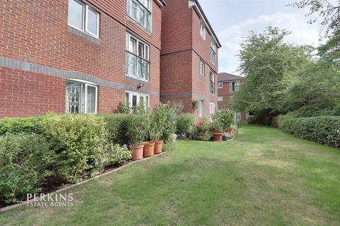 20 Frensham Close, Southall, UB1 2YE