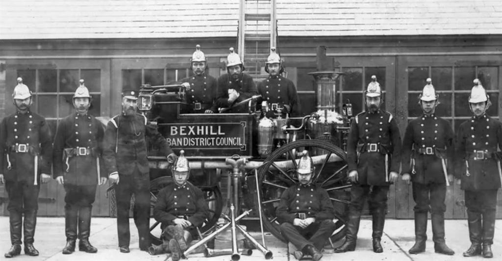 Amherst Road, BexhillOnSea 3 bed detached house for sale £495,000