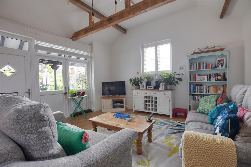 Amherst Road, BexhillOnSea 3 bed detached house for sale £495,000