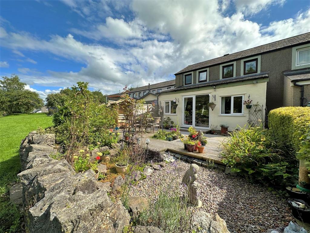 Riverside, Low Moor, Clitheroe, Ribble Valley 2 bed semidetached house