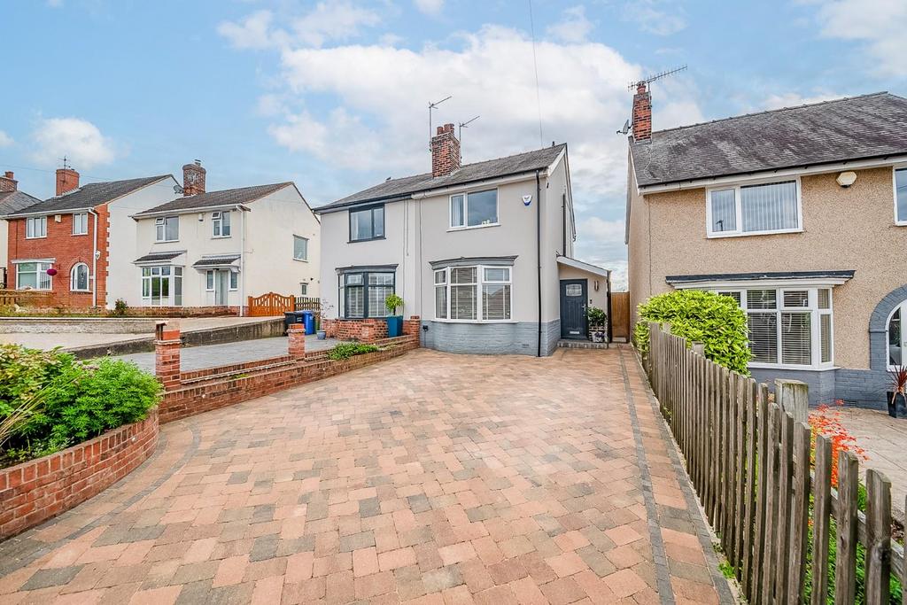 Lockoford Lane, Tapton, Chesterfield, S41 0TG 3 bed semidetached house for sale £290,000