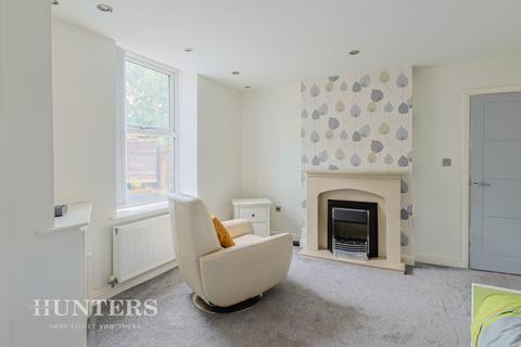 46 Warrington Street, Lees, Oldham, OL4 5AR