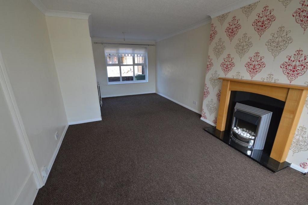 Lawnswood Road, Wordsley 3 bed semidetached house £895 pcm (£207 pw)