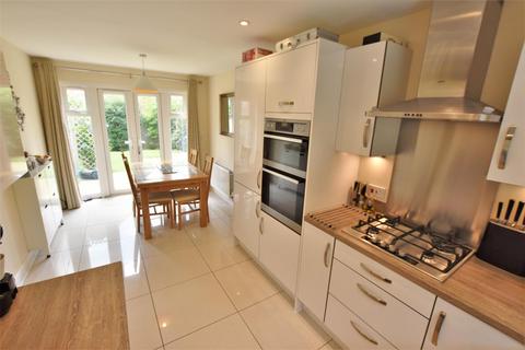 4 bedroom detached house for sale, Huntingdon Road, Bicester