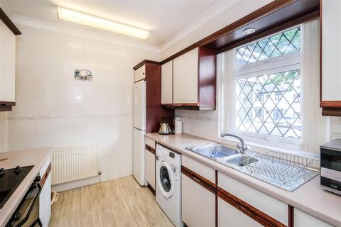 97 Dale View Crescent, London, E4 6PH