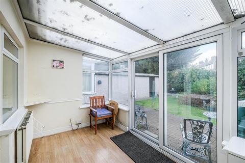 97 Dale View Crescent, London, E4 6PH