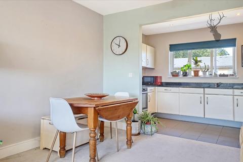 10, Ebony House Buckfast Street, London, E2 6GJ