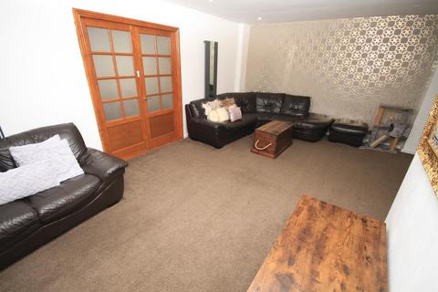 4 bedroom end of terrace house for sale, Cottingley Road, Allerton, Bradford
