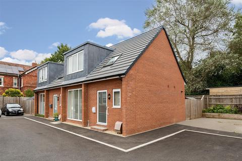 2 bedroom semi-detached house for sale - Bath Road, Devizes
