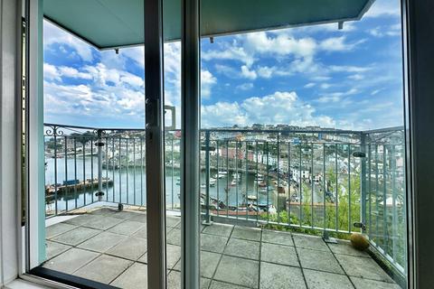 2 bedroom flat for sale, Higher Street, Brixham