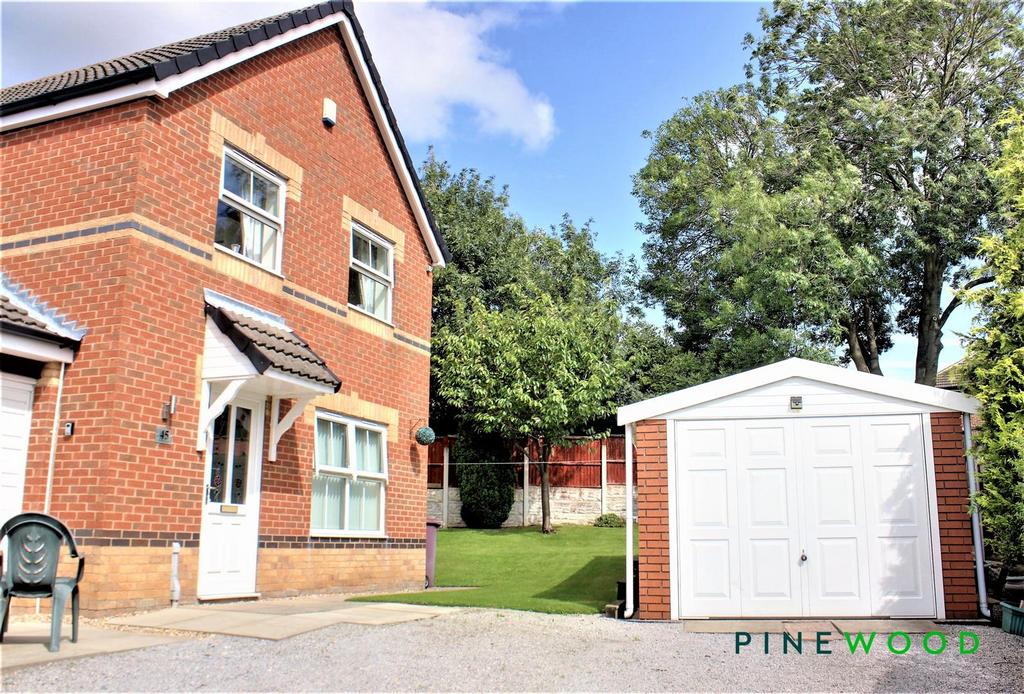 Merlin Avenue, Chesterfield S44 4 bed detached house for sale £270,000