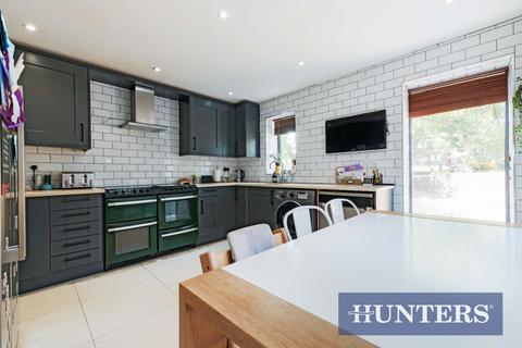 255 Ridge Road, Sutton, SM3 9LS