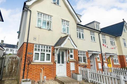 34a Providence, Burnham-on-crouch, CM0 8JU