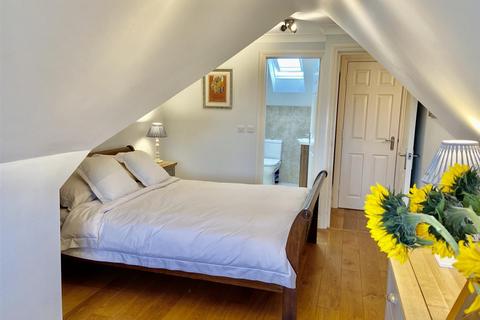 34a Providence, Burnham-on-crouch, CM0 8JU