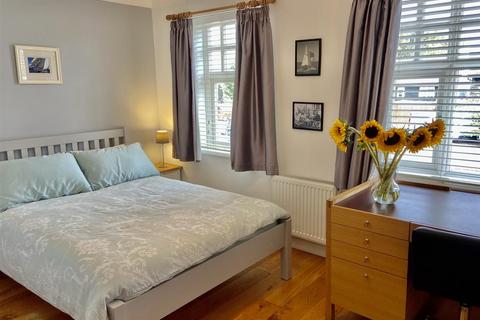 34a Providence, Burnham-on-crouch, CM0 8JU
