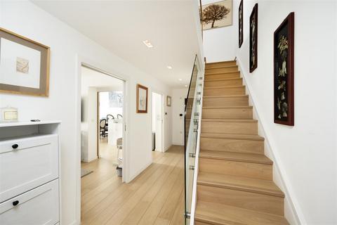 2 bedroom apartment for sale, Abbey Road, St Johns Wood NW8