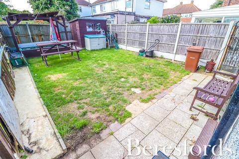 70 Nethan Drive, Aveley, South Ockendon, RM15 4RJ