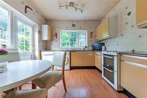 56 Pickhurst Mead, Bromley, BR2 7QR