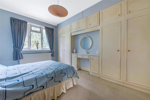 56 Pickhurst Mead, Bromley, BR2 7QR