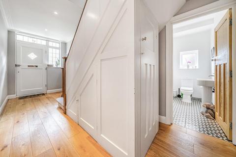 54 Greenways, Beckenham, BR3 3NQ