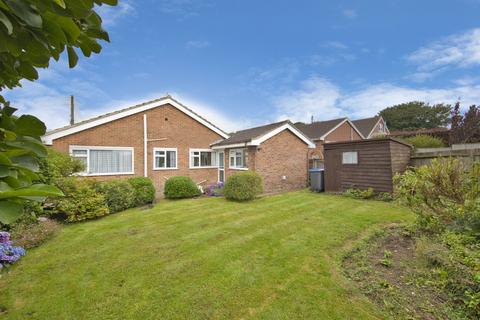 3 bedroom detached bungalow for sale, The Street, Guston, CT15