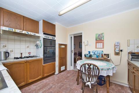 Cottingley The Street, Guston, Dover, CT15 5EU