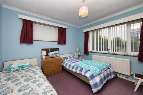 Cottingley The Street, Guston, Dover, CT15 5EU