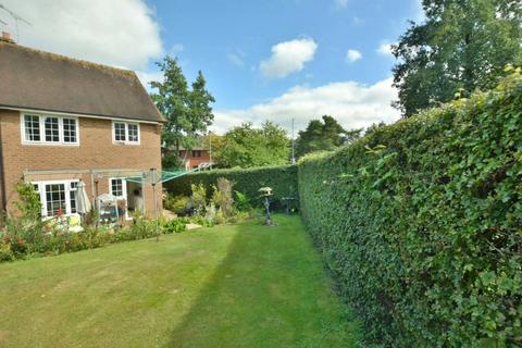 3 bedroom end of terrace house for sale, Cowdrys Field, Wimborne, BH21 1NB